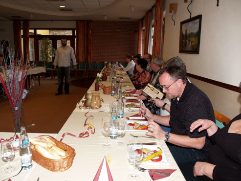 kliknutm na fotografii se dostanete zpt do galerie
