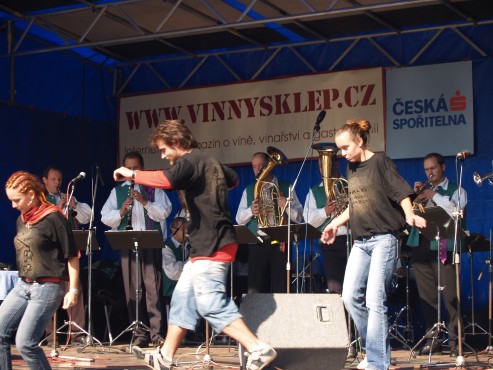 kliknutm na fotografii se dostanete zpt do galerie