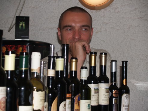 kliknutm na fotografii se dostanete zpt do galerie