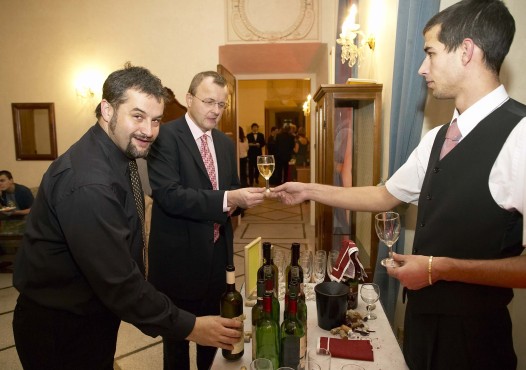 kliknutm na fotografii se dostanete zpt do galerie