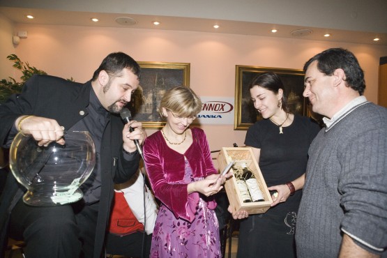 kliknutm na fotografii se dostanete zpt do galerie