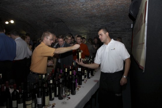 kliknutm na fotografii se dostanete zpt do galerie