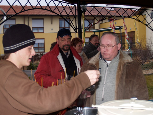 kliknutm na fotografii se dostanete zpt do galerie