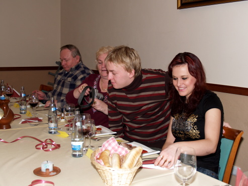 kliknutm na fotografii se dostanete zpt do galerie