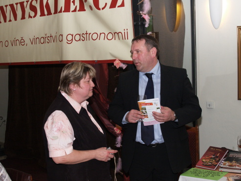 kliknutm na fotografii se dostanete zpt do galerie