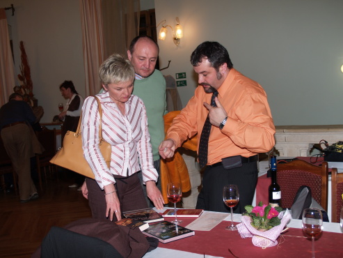 kliknutm na fotografii se dostanete zpt do galerie