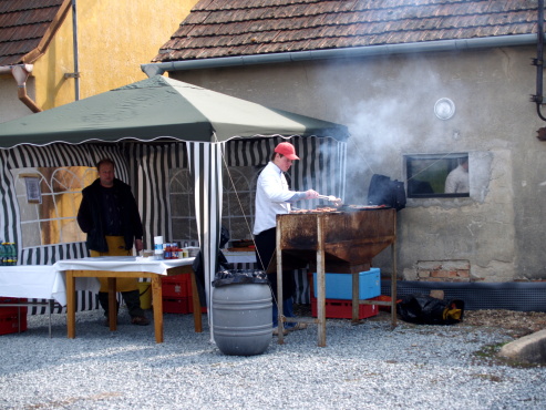 kliknutm na fotografii se dostanete zpt do galerie