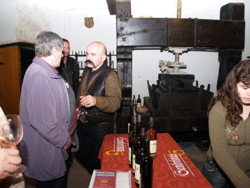 kliknutm na fotografii se dostanete zpt do galerie