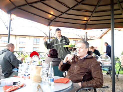 kliknutm na fotografii se dostanete zpt do galerie