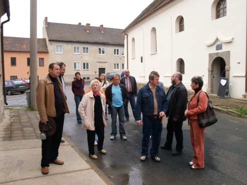 kliknutm na fotografii se dostanete zpt do galerie