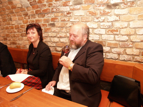 kliknutm na fotografii se dostanete zpt do galerie