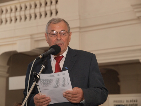 kliknutm na fotografii se dostanete zpt do galerie