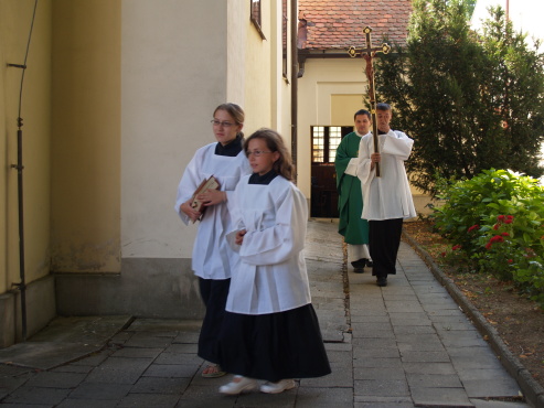 kliknutm na fotografii se dostanete zpt do galerie