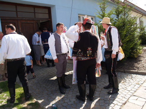 kliknutm na fotografii se dostanete zpt do galerie