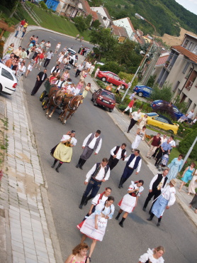 kliknutm na fotografii se dostanete zpt do galerie