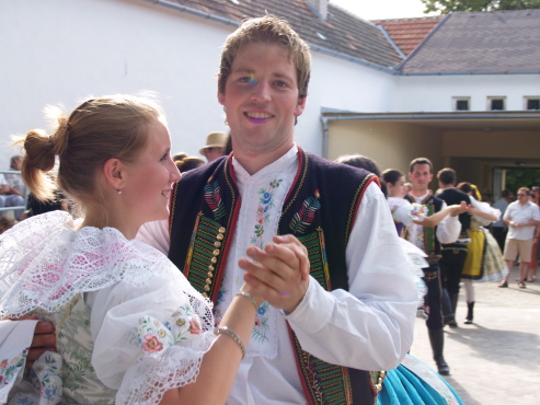 kliknutm na fotografii se dostanete zpt do galerie