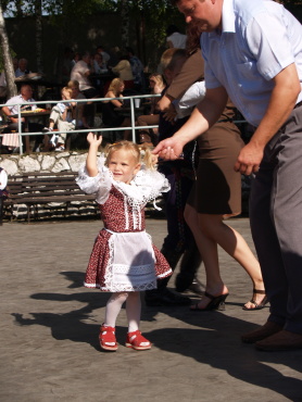 kliknutm na fotografii se dostanete zpt do galerie