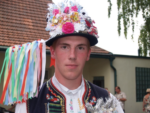 kliknutm na fotografii se dostanete zpt do galerie