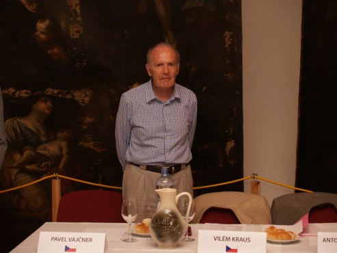 kliknutm na fotografii se dostanete zpt do galerie