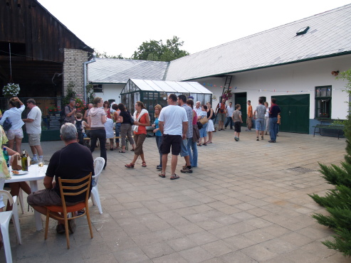 kliknutm na fotografii se dostanete zpt do galerie