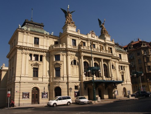 kliknutm na fotografii se dostanete zpt do galerie