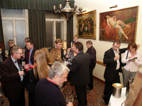 kliknutm na fotografii se dostanete zpt do galerie
