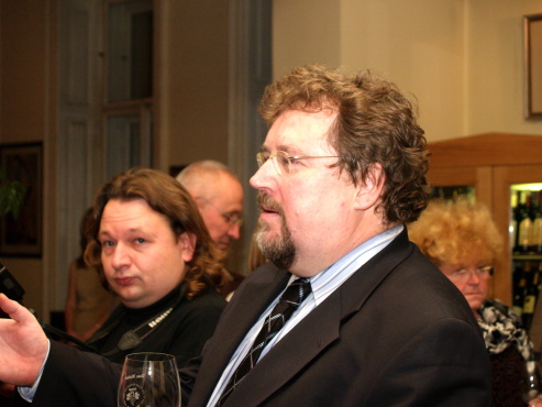 kliknutm na fotografii se dostanete zpt do galerie