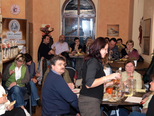 kliknutm na fotografii se dostanete zpt do galerie