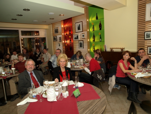 kliknutm na fotografii se dostanete zpt do galerie