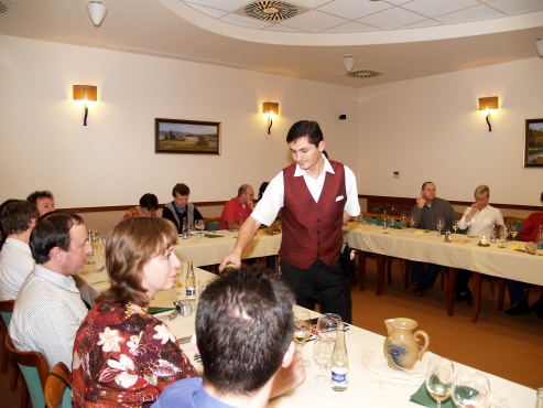 kliknutm na fotografii se dostanete zpt do galerie