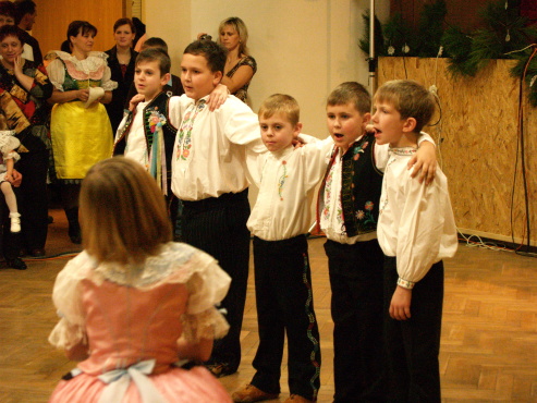 kliknutm na fotografii se dostanete zpt do galerie